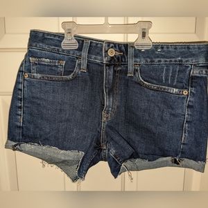 Express | dark washed shortie mid rise jeans women’s size 6